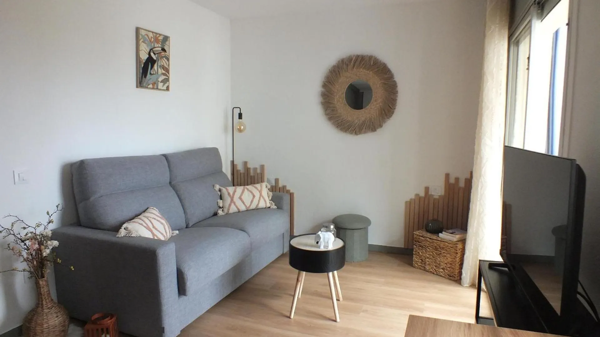 Apartamento Cerca De La Playa Con Terraza Y Aparcamiento Privado - Es-204-75 Rosas