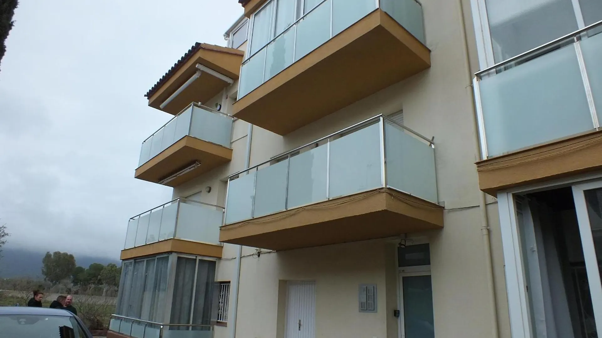 Apartamento Cerca De La Playa Con Terraza Y Aparcamiento Privado - Es-204-75 Roses 0*,